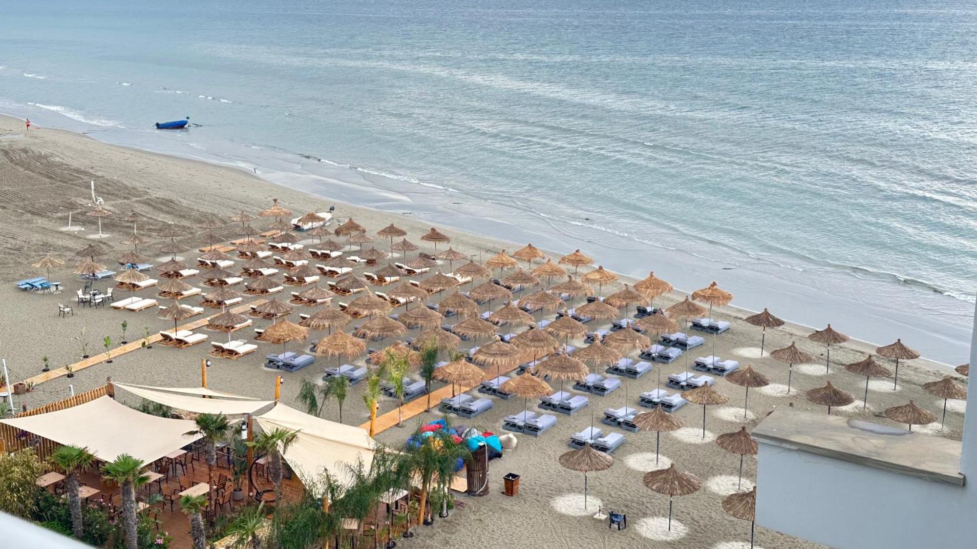 Oasis Beach Residence Vlorë Exterior foto